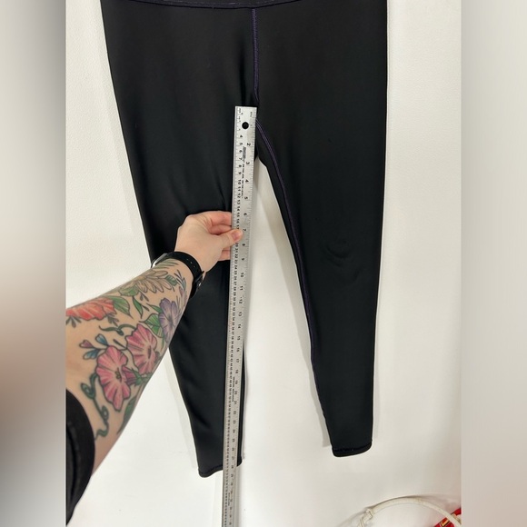 Reversible Ivivva Leggings​ - Picture 5 of 9